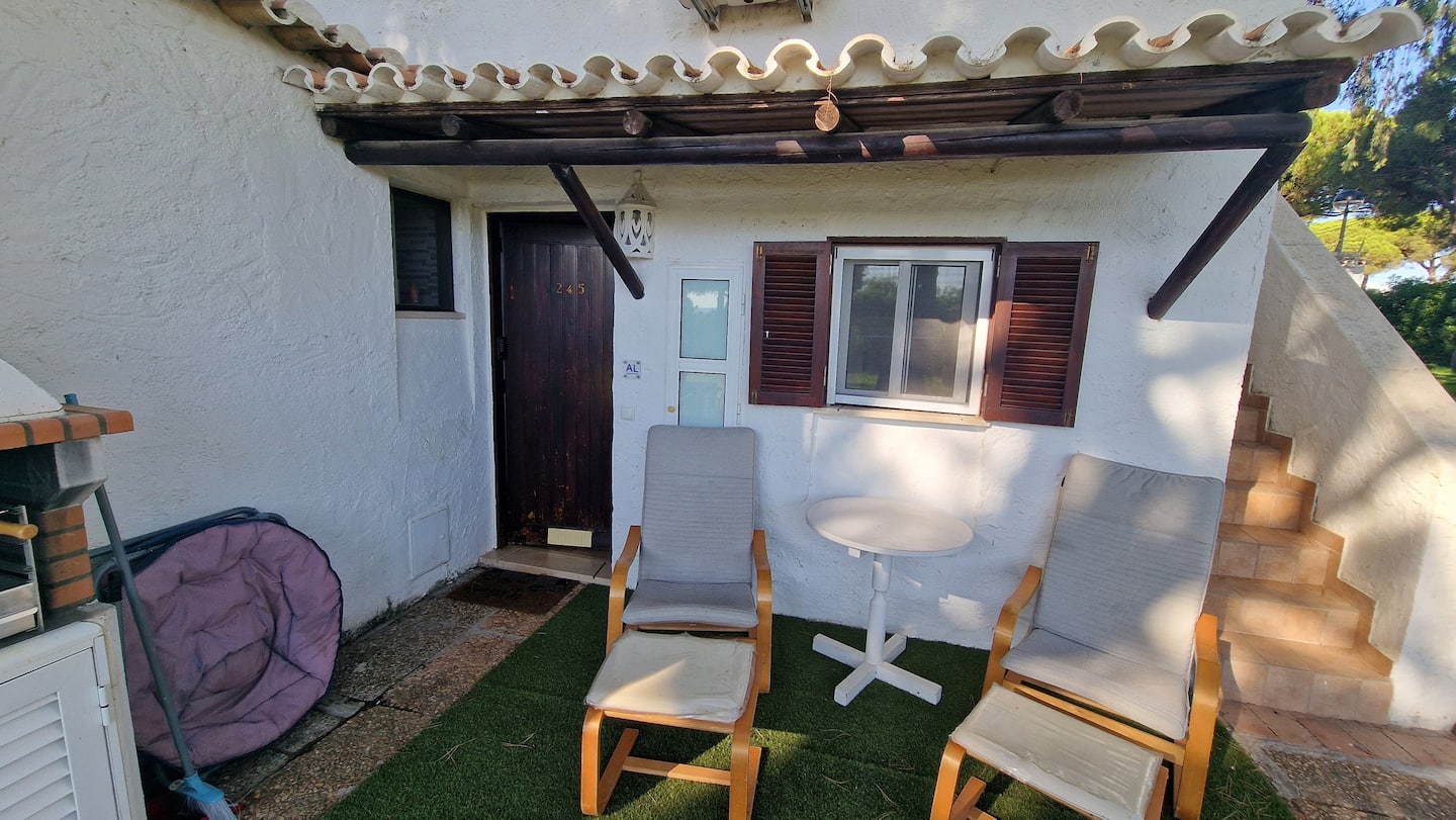Exterior e jardins